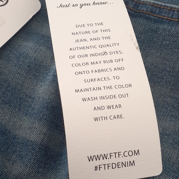 #29❤️ NWT Fashion to Figure Ankle Side tie Jeans - Picture 5 of 5